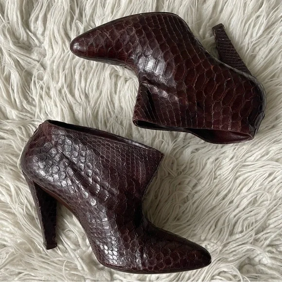 Balenciaga Brown Python Snake Leather Pointed Toe Heeled Ankle Bootie Size 39 - Picture 2 of 11